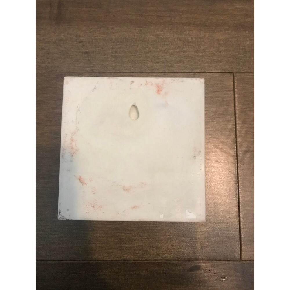 "J" decor - Picture 2 of 4